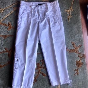 Calvin Kline White Capris